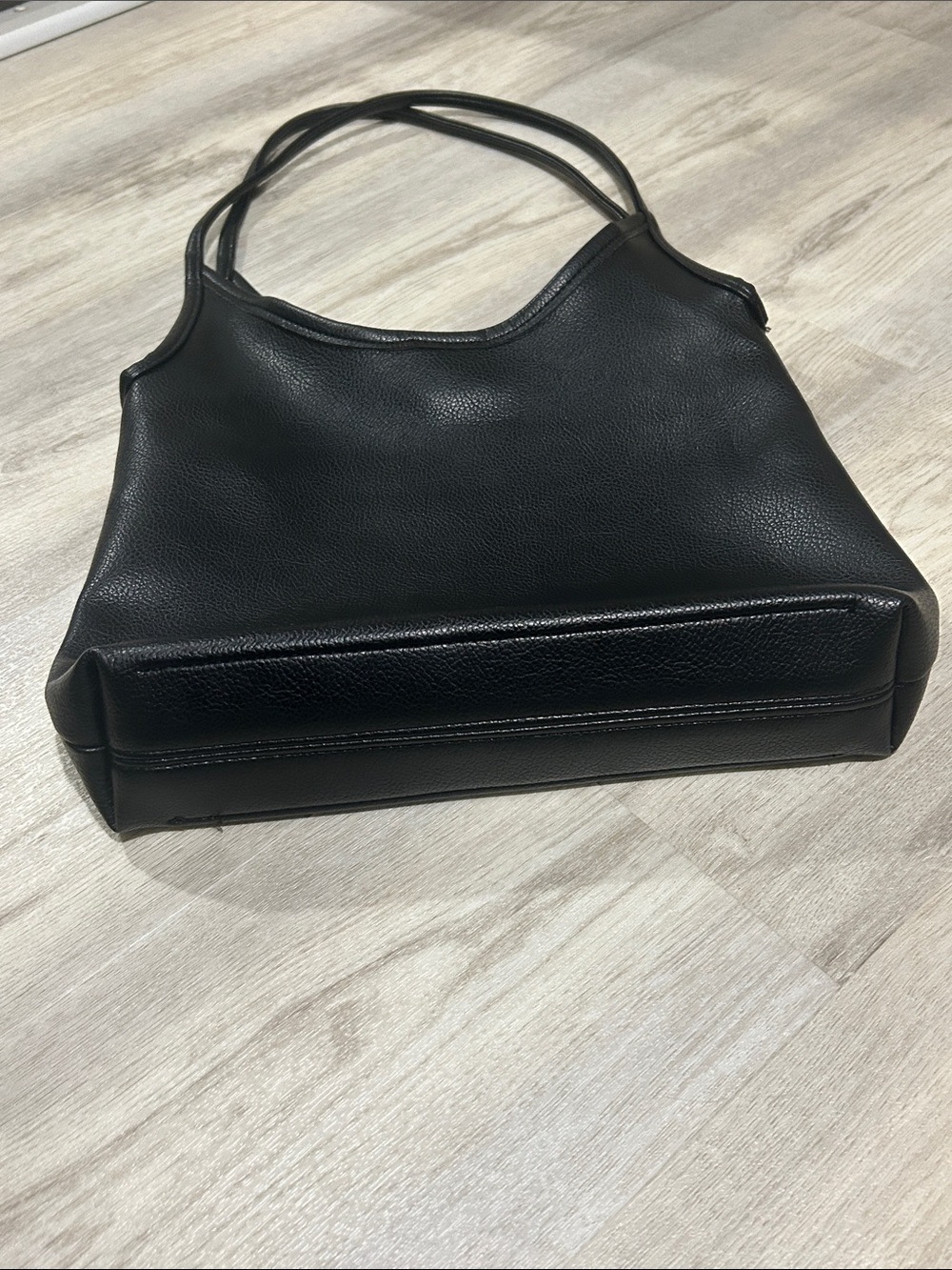 Montana West Classic Black Pebble Leather Shoulder Bag - Picture 3 of 5